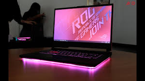Desainnya yang khas dengan efek lingkaran tersedia dalam pilihan warna, yaitu hitam, putih, pink atau ungu lavender. Asus Rog Strix G15 Electro Punk Pink The Axo S First Look Youtube