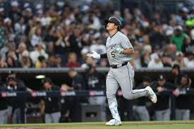 White Sox slugger Munetaka Murakami hosts teammates for lavish sushi dinner  in San Diego - Chicago Sun-Times