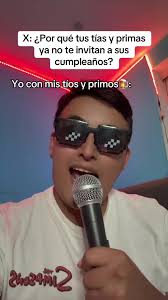 Mis Tios En La Fiesta Y Yo Con Mi Prima