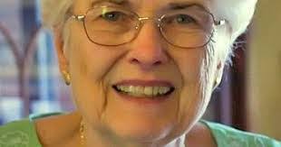 Elizabeth Mcculley's Instagram, Twitter & Facebook