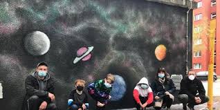 If you do not please come to the new britain ymca at 50 high street and we will help you register. Graffiti Kunst In Lankwitz Kinder Verschonern Nbb Station Vor Ihrer Schule Berlin De