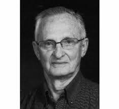 Richard Deis's Instagram, Twitter & Facebook