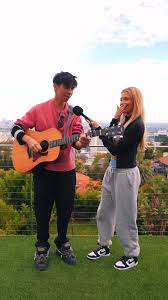 W rizz😳😏 #fyp #fakebody #gracexrayne #interview @Grace Rayne