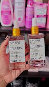 Truly Serum "Descubre el secreto para una piel suave y radiante después del  afeitado con Truly Serum Lujo. Nuestro tratamiento calmante e hidratante  previene el vello encarnado y reduce la irritación, dejando