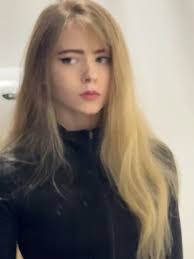 if only i could bench this weight😒 these looked slow but they felt pretty  good to me, will probably be moving up to 230 next week for pause squats.