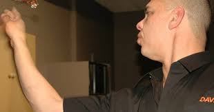 Dave Whitmore defeats son Andy in men's darts singles championship decider 