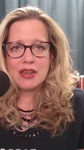 Discover how I use Riverside.fm's magic clips and AI to streamline my  podcast production! 🎙️ Learn about: AI-generated social posts Time-saving  workflow hacks Leveraging AI for content creation Save ...