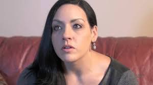 Anna Dowe's Instagram, Twitter & Facebook