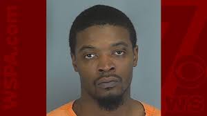 One arrested after manhunt in Duncan