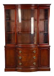 Antique vintage rustic china country classic furniture solid wod living room cabinet. Vintage Drexel Curved Glass Mahogany Georgian Style China Display Cabinet Chairish