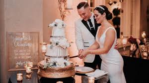 The best cake cutting songs 2016 (26 songs of different genres). Memorable Cake Cutting Songs Bridal Shower 101