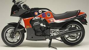 Kawasaki gpz 900 r ninja: Kawasaki Gpz 900r Drivemag Riders