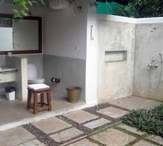 Outdoor bathrooms and indoor gardens. 30 Outdoor Shower Design Ideas Showing Beautiful Tiled And Stone Walls Outdoor Toilet Outdoor Bathroom Design Outdoor Bathrooms