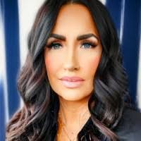 Sabrina Wyatt's Instagram, Twitter & Facebook