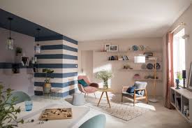 Les couleurs employées pour la décorer apporteront donc. De La Peinture Dans Le Salon Leroy Merlin