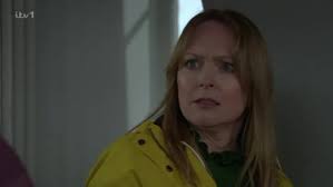Emmerdale: Vanessa sees Rhona has kidnapped the baby