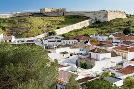 The population in 2011 was 6,747, in an area of 300.84 km². Burgfest Im August Castelo De Castro Marim Castro Marim Reisebewertungen Tripadvisor