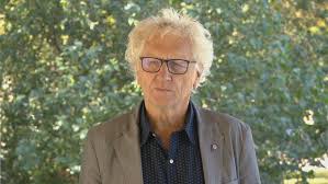 Southern Manitoba doctor hopes outreach funds help health-care workers  better connect with the unvaccinated