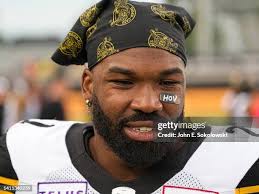 30 Photos & High Res Pictures