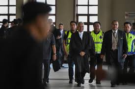Peguambela sivil = khidmatnya akan diperlukan apabila kalian ingin menyaman seseorang. Bicara Kes Najib Peguam Negara Umum Undur Diri Ketuai Pasukan Pendakwa Raya Beritabenar