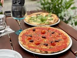 1,072 likes · 1 talking about this · 67 were here. Auf Der Suche Nach Der Besten Pizza Dusseldorfs Und Der Welt Mr Dusseldorf