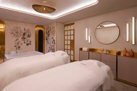 Uckfield's number one hair salon for precision cutting and expert colouring services. Ksh2 Dn4tngikm