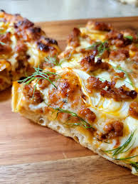 Sausage & Fennel Sheet-Pan Pizza : rFoodPorn