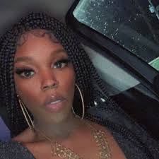 Kandice Brooks's Instagram, Twitter & Facebook