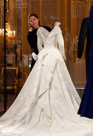 Princess eugenie switched it up for her wedding reception! Princess Eugenie S Wedding Dress Goes On Display
