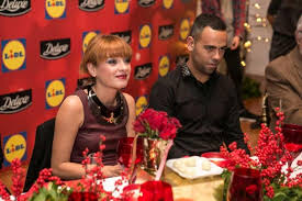 É conhecida como uma das melhores cronistas brasileiras.entre suas obras mais conhecidas estão divã, doidas e santas e feliz por nada. Marisa Liz E Tiago Dias Estao Noivos