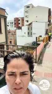 Policía… ¡Gracias, mil gracias! @Policía de Colombia #policiacolombia  #respeto #valores