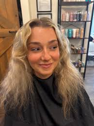 Artist• @hairbymeredithlauren dark hair