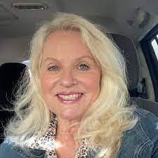 Claire Ware's Instagram, Twitter & Facebook