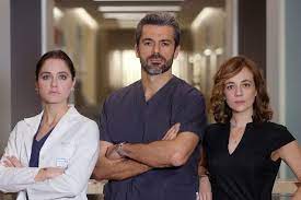 Nella puntata in onda giovedì 16 aprile, carolina verrà ricoverata a causa di una misteriosa patologia, agnese e andrea preoccupati. Doc Nelle Tue Mani Anticipazioni Seconda Puntata 2 Aprile Il Misterioso Passato Di Andrea Fanti