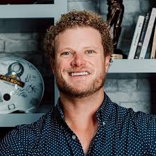 Tackle What's Next: Own Your Story, Stack Wins, and Achieve Your Goals in  Business and Life: Wood, Eric: 9781119931867: Amazon.com: Books