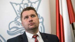 Czarnek was asked about the government's new polish deal programme, which was unveiled on saturday. Distance Learning Przemyslaw Czarnek Indicated The Possible Date Of The Children S Return To School