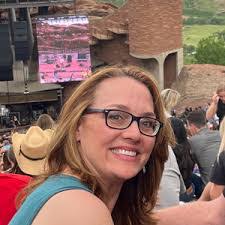 Melissa Blodgett's Instagram, Twitter & Facebook