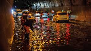 Bei donnerwetter.de finden sie im. Stuttgart Und Region Unwetter Sorgen Fur Uberflutungen Stuttgart Stuttgarter Nachrichten