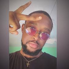 Pacho 🇪🇨 🆚 Saliba 🇫🇷 in FC 26 • ✓ +3 pace • ❌ -1 defending • ✓ +3  physical Pacho is gonna be a BEAST 🥶