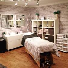 Industry comprises establishments (except those known as barber shops or men's hair stylist shops) primarily engaged in one or more of the following: Glo Beauty Salon Ebbw Vale Aktuelle 2021 Lohnt Es Sich Mit Fotos