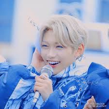 # rachel/jisue isminde bir ablası ve olivia . Felix Kpop Themes And Felix Icons Image 7747320 On Favim Com