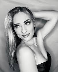 Keara Doyle's Instagram, Twitter & Facebook