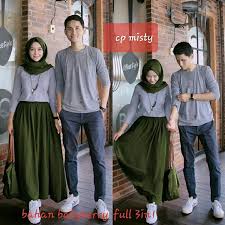 22 easy props for your prewedding photoshoot couple photography korea prewedding studio voda 22 korea wedding photography via limwstory.com. Baju Couple Prewedding Casual Hijab