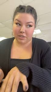 Y’all leaving me alone in the salon too much 😂😂 gonna have to book your  appointment soon or I’m taking to the streets with some tunes and hopes