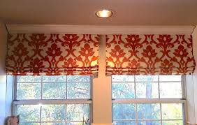 Great Way To Finish Off The Window Faux Mock Roman Shade Love The Way It Actually Looks Like A Drawn Up Shade Mit Bildern Raffrollo Ideen Schattierungen Romisch
