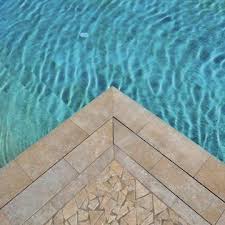 Schwimmbadgestaltung Nach Mass Beckenrander Poolroste Und Stufen Schwimmbader Pool Stufen