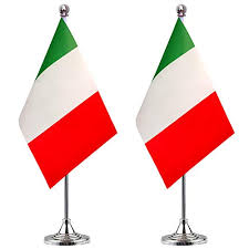 Our monument themed decorations highlight traditional italian icons like the leaning tower of pisa, the colosseum, or roman pillars. Aley Italy Desk Flag Small Mini Italian Office Table Flag With Stand Base Italian Themed Party Decorations Celebration Event 2 Pack