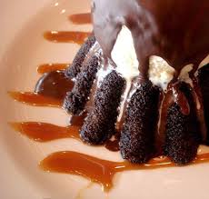 Chili S Chocolate Molten Cake Cold Vanilla Ice Cream On A Hot Chocolate Cake That S Filled With Hot Ch Molten Lava Cakes Recipe Lava Cakes Lava Cake Recipes
