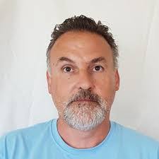 Rob Towns's Instagram, Twitter & Facebook