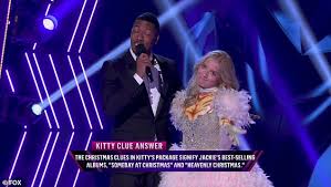 Nick cannon helps the kitty with the big reveal on the third season of the masked singer, on may 6, 2020. The Masked Singer Jackie Evancho Removes Kitty Mask After Stumping Entire Panel On Hit Fox Show Daily Mail Online